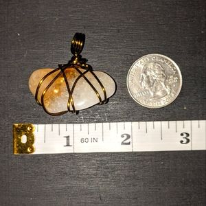 Wire wrapped crystals